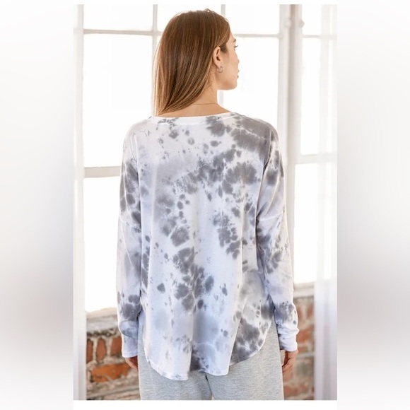 Lulus - The Best Vibes Grey Tie-Dye Oversized Long Sleeve Top - M - Picture 3 of 7